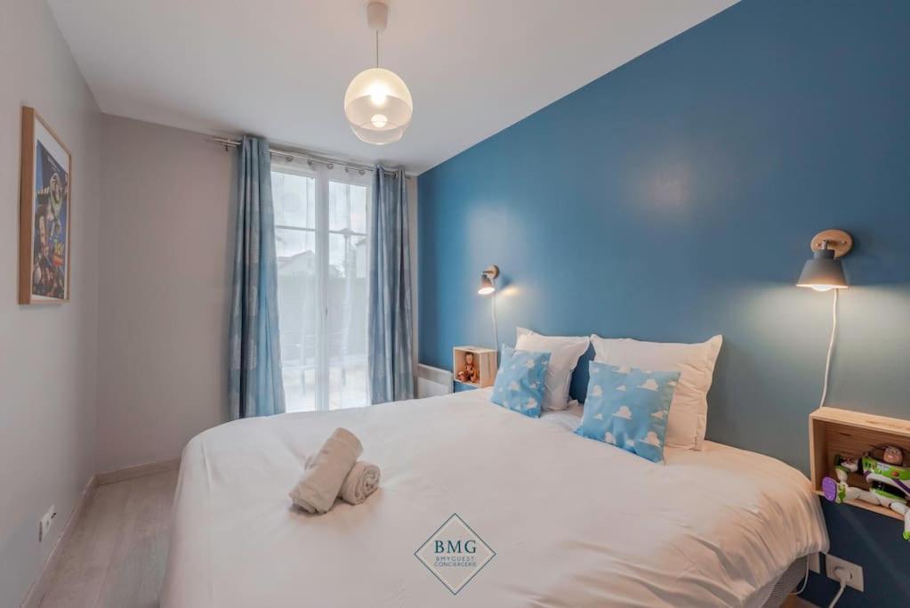 Toy Story Apartment Disneyland Bmyguest Шеси Екстериор снимка